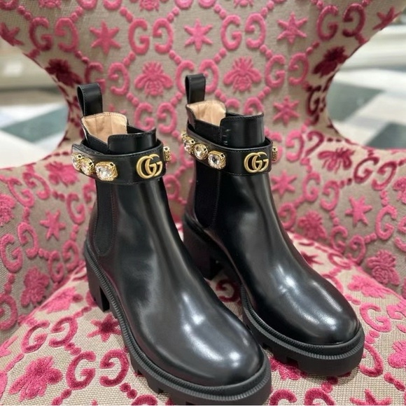 New GUCCI GG Calfskin Crystal GG Trip black Chelsea Ankle Boots - Picture 8 of 10